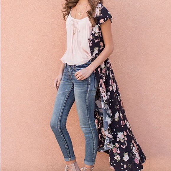 Joyfolie Noemi Wrap - Picture 1 of 2